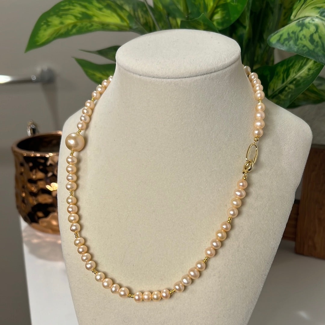 Edison Pearl Necklace