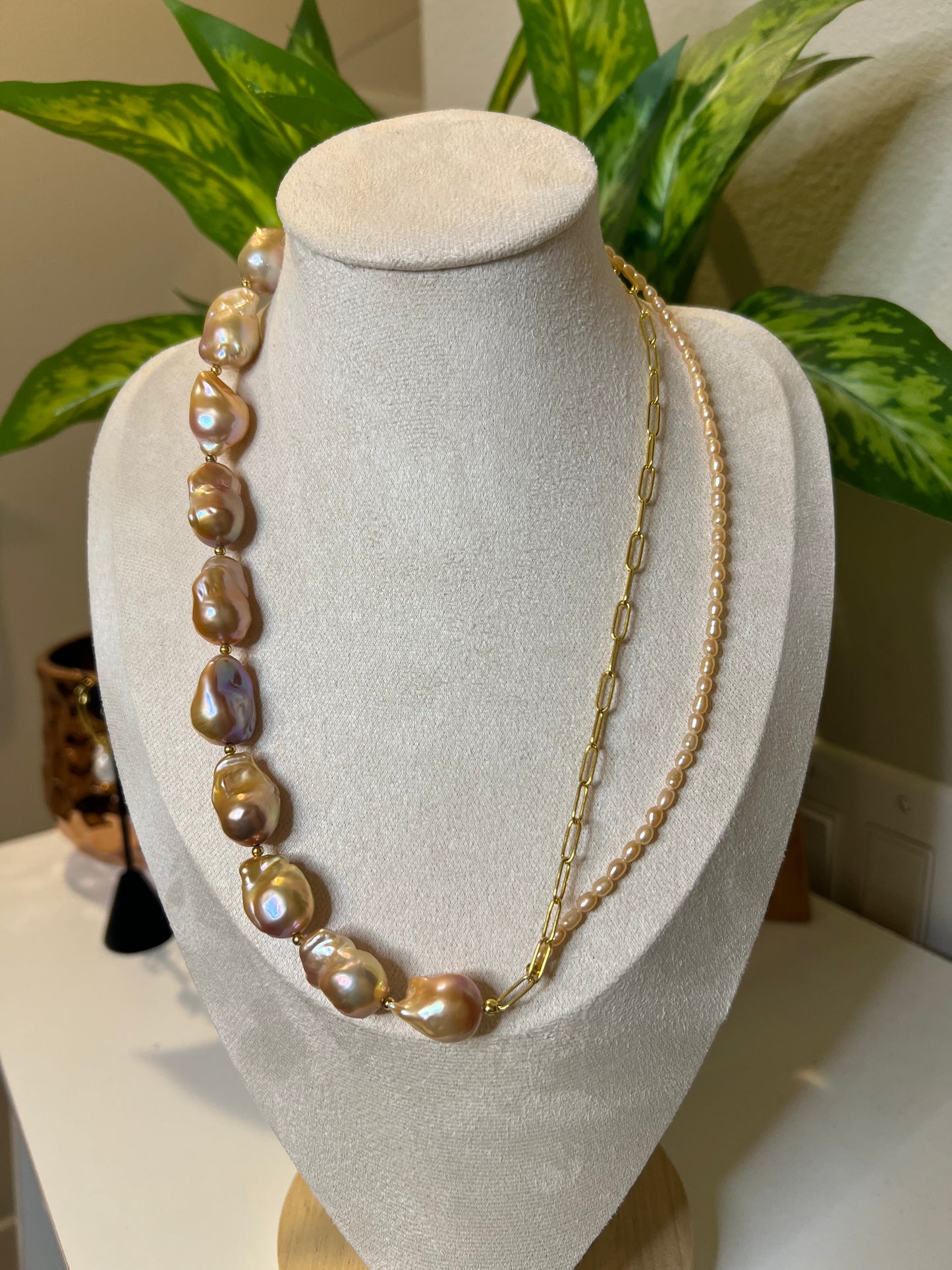 Baroque and Keshi necklace