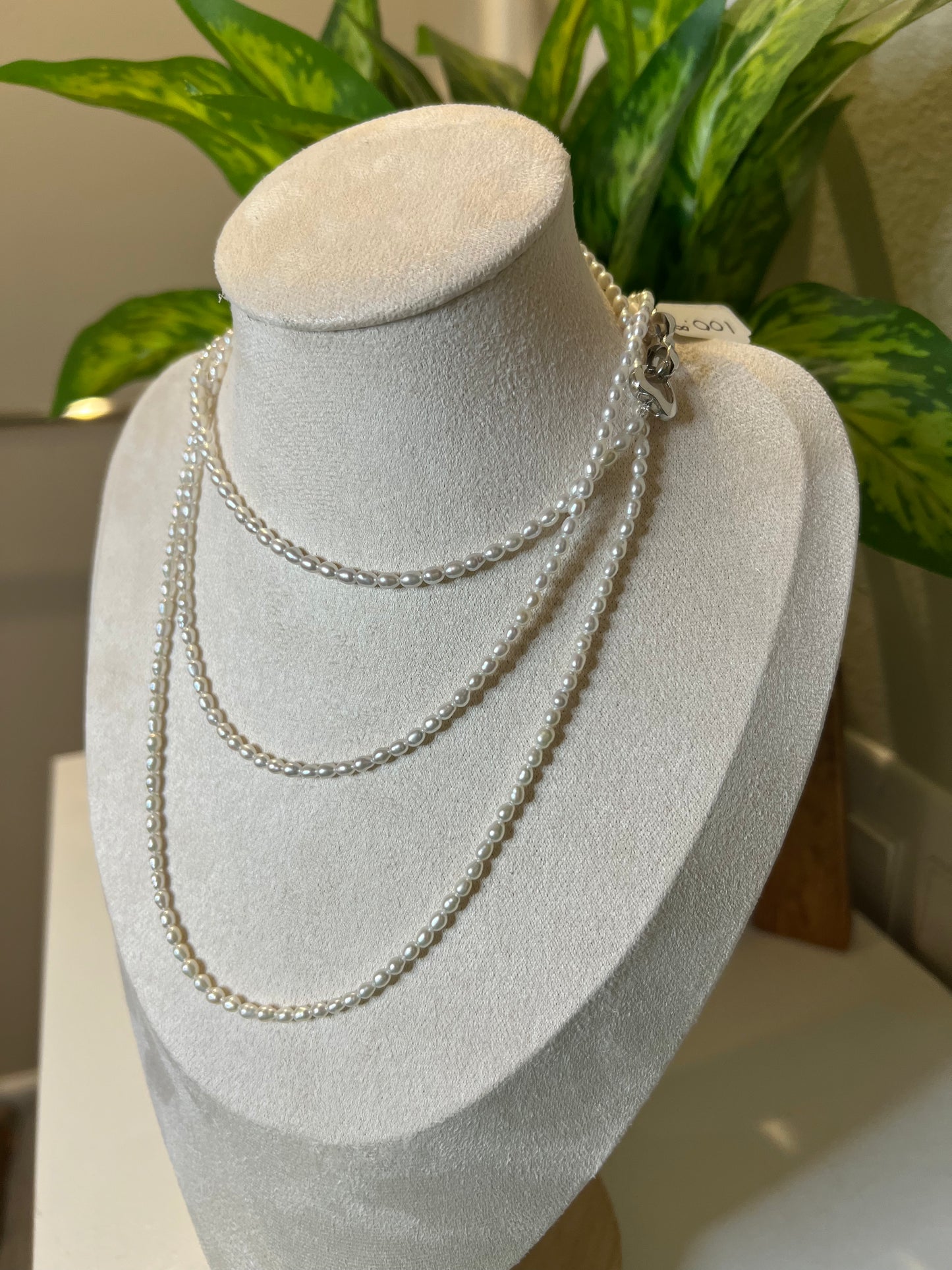 Super long white necklace