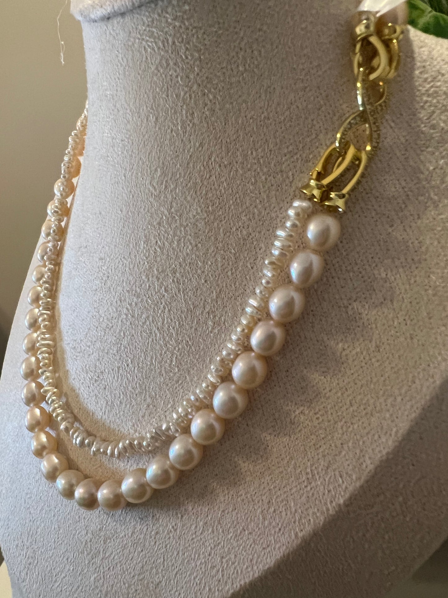 Double strand necklace