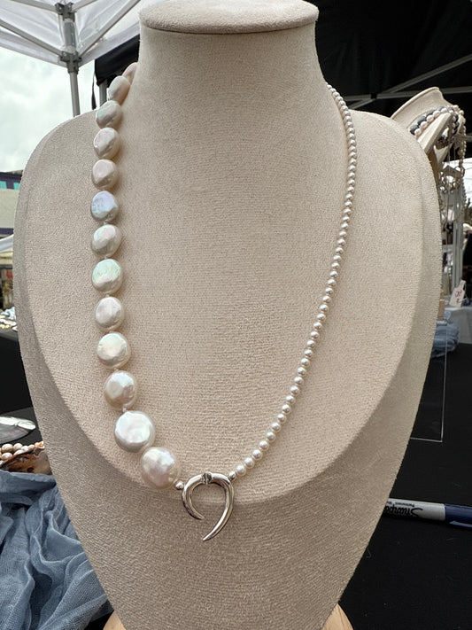High luster abstract necklace