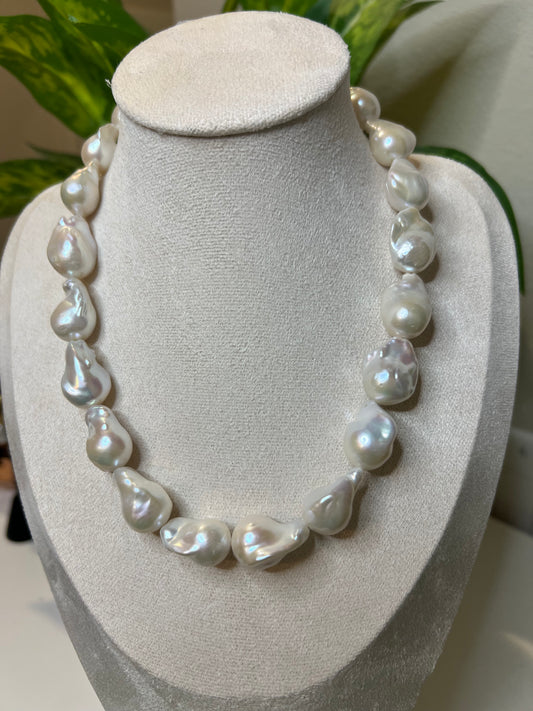 White baroque necklace